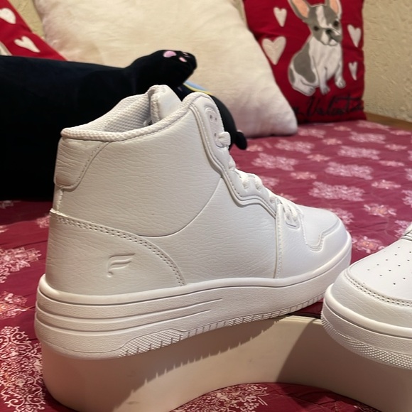 White high top sneakers - Picture 5 of 13